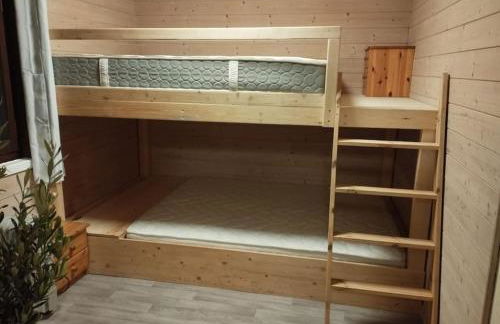 Châlet 8 personnes + grand terrain et rivière - Foto 9