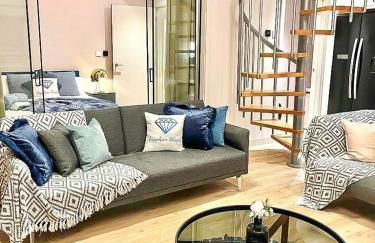 M1 City Centre 3 Bed 3 Bath Luxe Penthouse - Foto 1