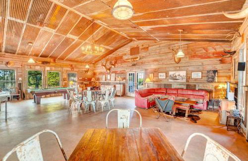 Luxury Airstream Campsite Nestled Beneath Oak Trees Outside of Austin, Texas - Foto 40