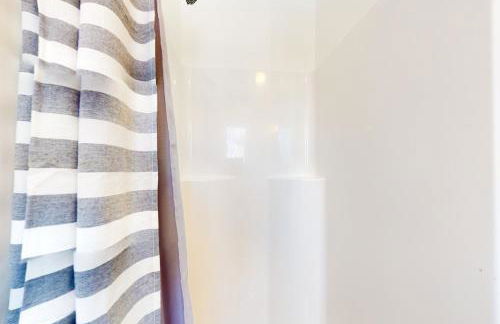 On Mountain Time - Photo 16