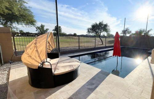 Copper Cactus House Pool, Spa, Golf! - Photo 32