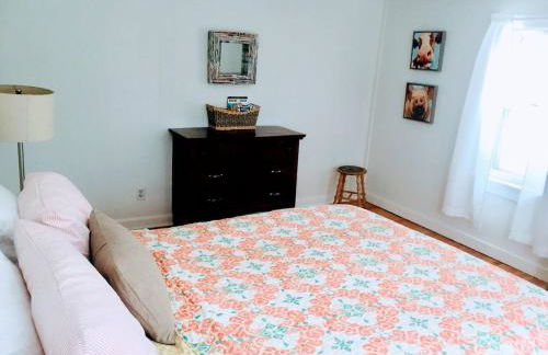 Sunny & Open 2 Bdrm - Close to Stowe Village, Shopping, Mtn Views! - Foto 10