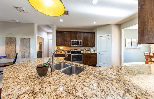 Hilltop Hideaway-Rest, Relax, Reconnect! - Foto 69