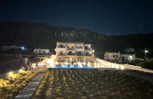 Latramys Suites - Photo 2