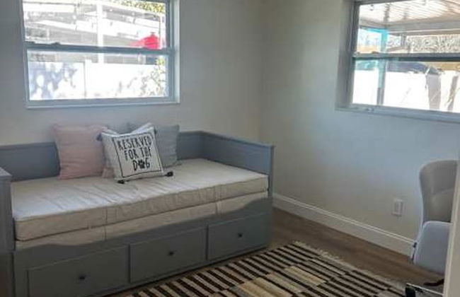 NEW Stunning Home-close to Beaches-pet Friendly - Foto 8