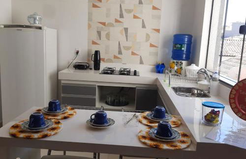 Privacidade para sua família e grupos em um só lugar-2 quartos- melhor custo-benefício, garagem, sala com cozinha integrada, aconchegante, ambiente moderno e funcional, wi-fi veloz gratuito, próximo ao Parque das Águas-Calçadão e tudo que a cidade oferece - Foto 14