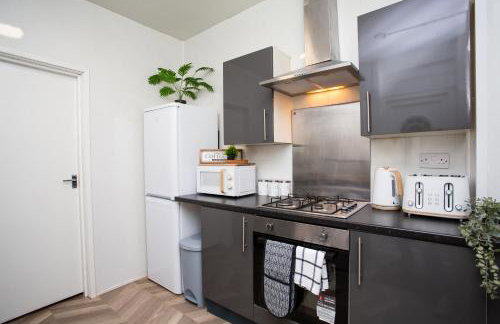 Characterful 2BR Victorian in Prime Jesmond - Fast WiFi & Walk to Station! - Foto 25