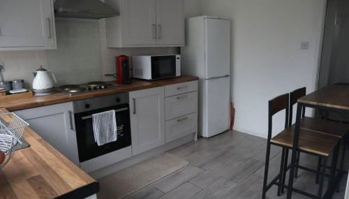 Charming 3Bed Home in High Barnet - Foto 2