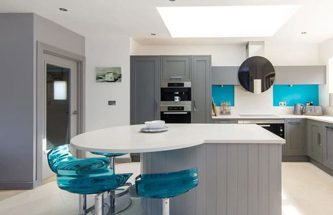 Secluded Barn Style Home With hot tub - Sleeps 12 - Foto 5