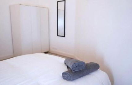 Newly refurbished 2 bed ! - Foto 2