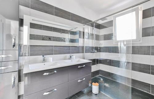 Villa 13 personnes - 1 hectare de parc naturel - piscine - Foto 19