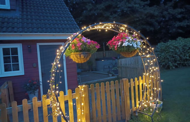 Romantic Chalet- Hot Tub- Games Room-stream-views - Foto 19