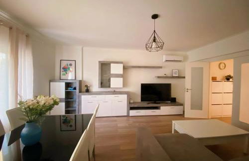 Always on the way - Road Home in Montijo, Lisbon - Foto 6