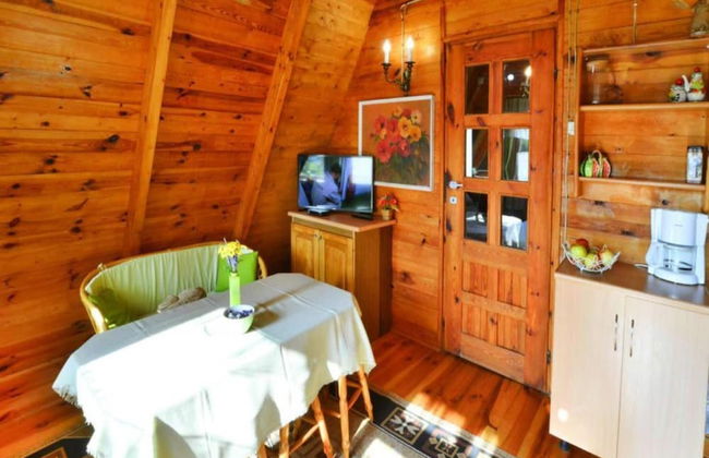 Comfortable Holiday Home Near Lake Jamno - Photo 11