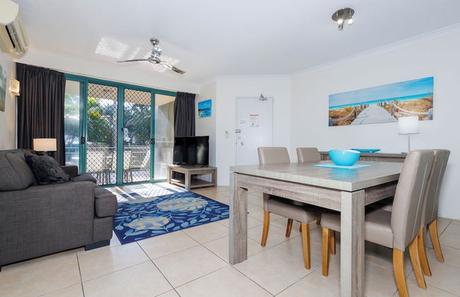 Currumbin Sands Holiday Apartments - Photo 9