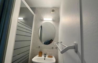 Domaine de vacances à 600m de la plage villa climatisée 3 chambres 7 couchages terrasse WIFI animations et piscines en supplément LRPDSD7 - Foto 14