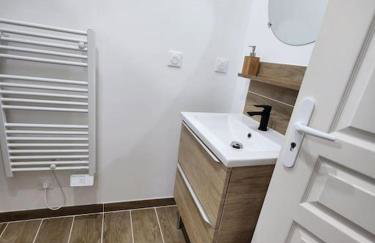 Le Nid'Ainay Maison de Village entièrement rénovée - Foto 13