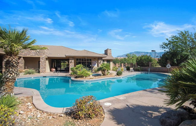 Touch of Class Stunning 5 Bdr! - Photo 38