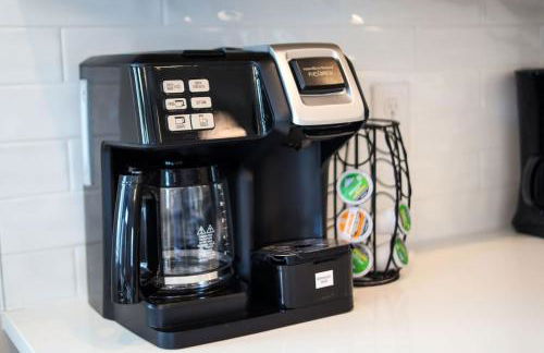 Two Townhomes - Hot Tubs and Rooftop Balconies - Foto 51