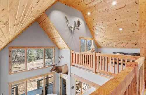 Luxury Lodge on 40 Private Acres • HUMM Sauna • Party Barn • - Foto 23