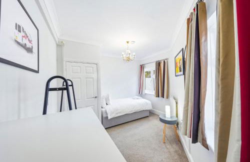 Nancy's 3 bedroom house near Heathrow Airport - Foto 51