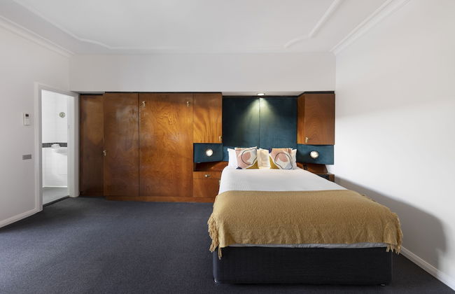 Regents Court Sydney - Photo 18