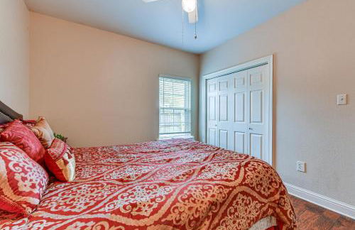 Baton Rouge Retreat with Patio, Grill and Fire Pit! - Foto 16