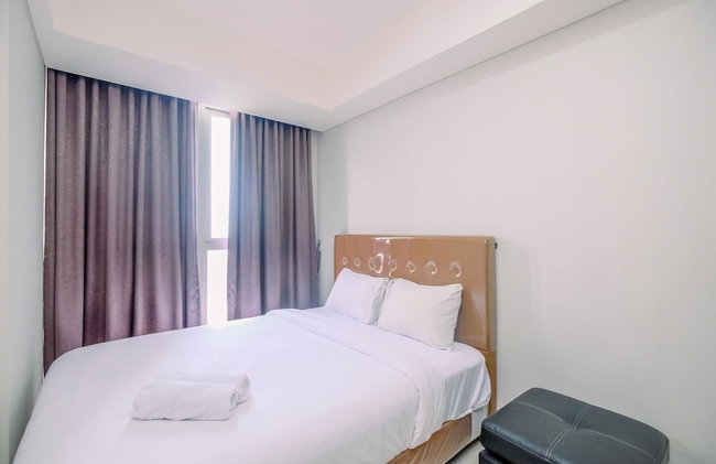 Comfortable And Minimalist 2Br At Gold Coast Apartment - Foto 1