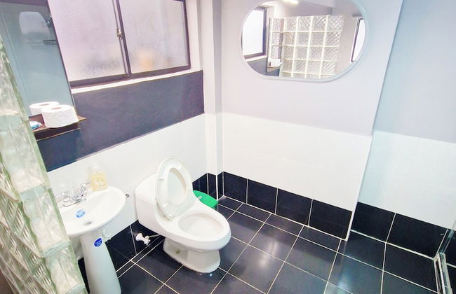 73 PROMO $ 11 Bedrooms with bathrooms Aprtmnt + 2 Jacuzzis and a rooftop pool. @Poblado - Photo $