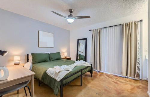2B Getaway - Sleeps 6 - Pool, Pkg - Walk Dtwn - Foto 20