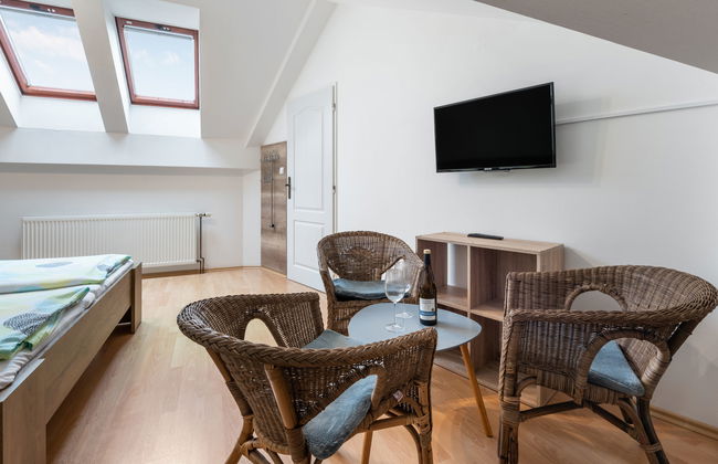 2 bedroom Apartment in Harrachov - Photo 3