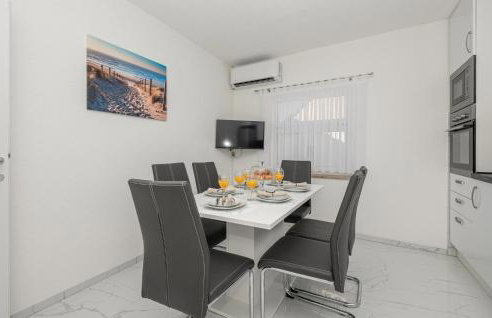 Cozy Home In Sumet With Wifi - Foto 4