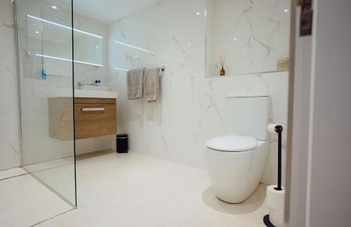 Ocean House, Tenby - Photo 33