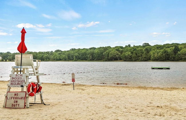 The Nest at Brier Crest by Avantstay Game Room, Expansive Deck & Fire Pit - Photo 49