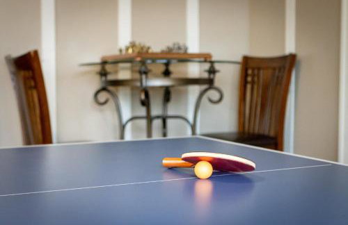 5 Bedroom 3200 Sq Ft House for Downtown Travelers - Photo 14