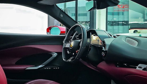 Noleggio Supercar a Dubai Ferrari 296 GTB - Foto 4