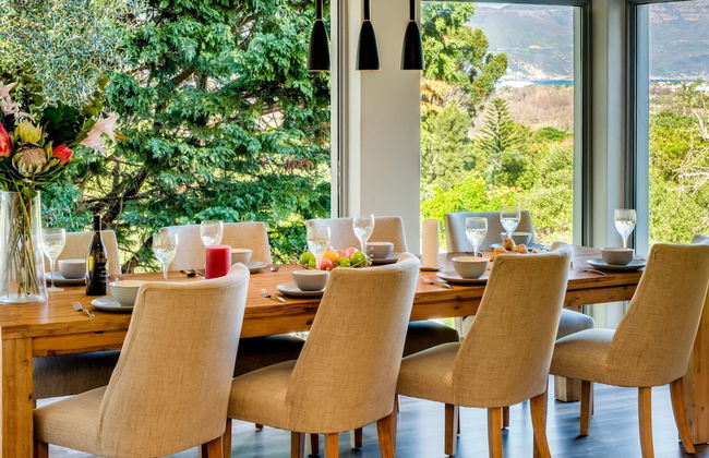 Charming Home With Mountain Views at Rivendell - Photo 3