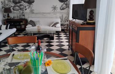 Villa climatisée, proche mer, 2 grands appartements indépendants, parking, wifi - Foto 31