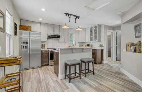 Red Rock Loft! Trails Apartment w BBQ & Fire Pit - Foto 20