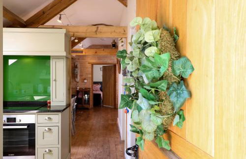 The Ivy Barn - Photo 5