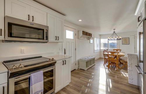 Beach Access, Deck Waterfront Whidbey Island Home - Foto 9