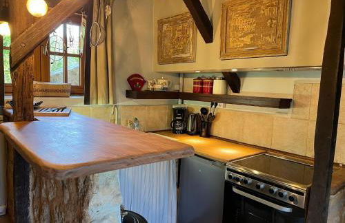 Cottage in Les Eyzies-De-Tayac-Sireuil with pool - Photo 2