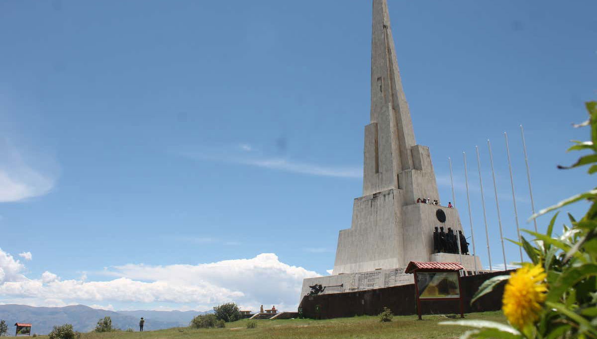 Tour della cultura Wari e Quinua - Foto 2, Santuario Histórico de la Pampa de Ayacucho
