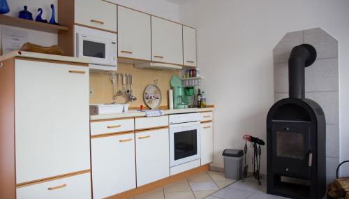 Kleines Ferienhaus zu Füßen des Rennsteigs - Foto 4