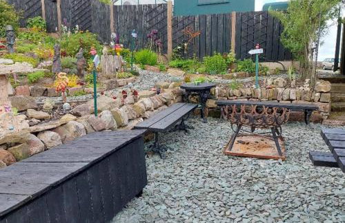 1 Bed Cottage - Sleeps 3 - Garden - Parking - Wifi - Foto 12