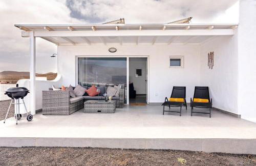 Casita San Juan, near Famara Beach, Surf, Kite, Hike - Photo 18