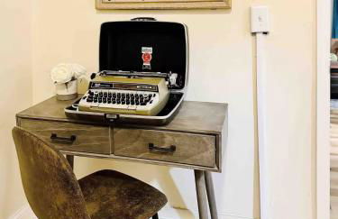 The Cardinal Studio Apartments - Foto 68