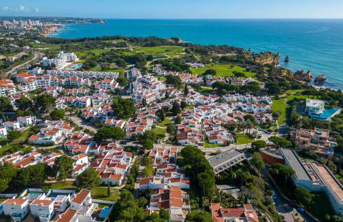 Recently renovated 4 bdr Villa with ocean views - Foto 55