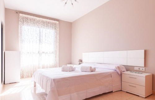 Burriana Beach Retreat: Pool & Comfort - Foto 1