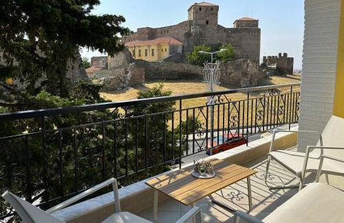 The Three Views - Foto 1